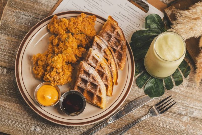 Chicken & Waffles